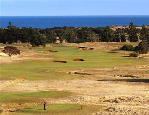Lady Bay Hotel - ACT Tourism 22