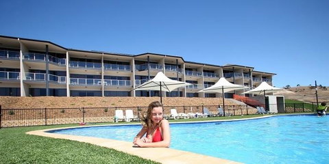 Lady Bay Hotel - ACT Tourism 9