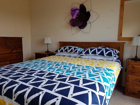 Marion Bay Holiday Villas - ACT Tourism 13