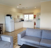 Marion Bay Holiday Villas - ACT Tourism