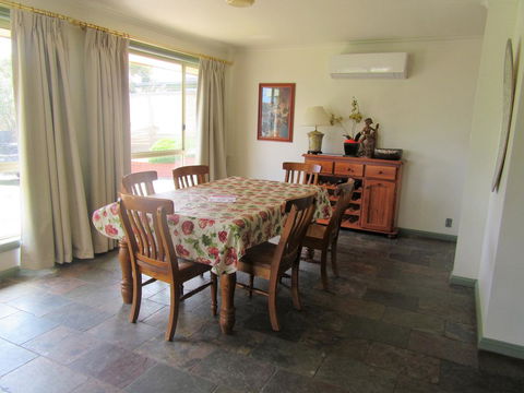 Maslin Beach House - ACT Tourism 2