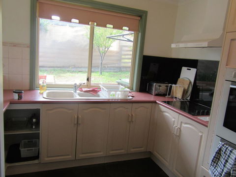 Maslin Beach House - ACT Tourism 3