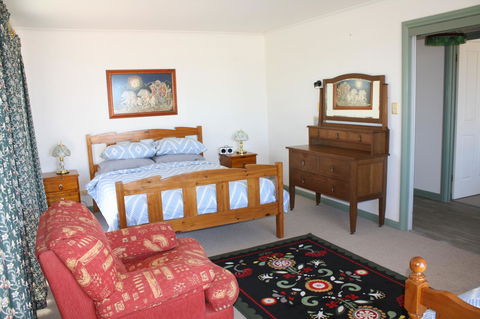 Maslin Beach House - ACT Tourism 16