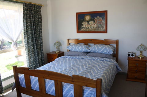 Maslin Beach House - ACT Tourism 9