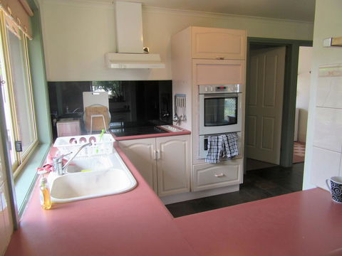 Maslin Beach House - ACT Tourism 5