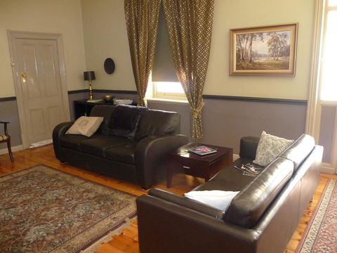 Country Bakehouse Accommodation - ACT Tourism 4