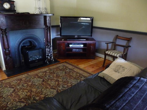 Country Bakehouse Accommodation - ACT Tourism 10