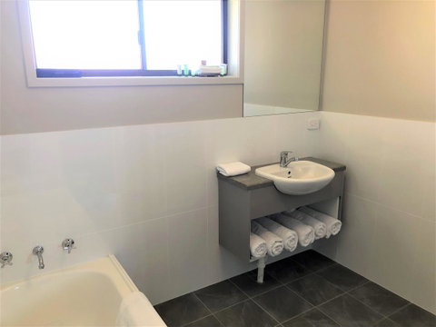 Bathurst Motor Inn - ACT Tourism 15