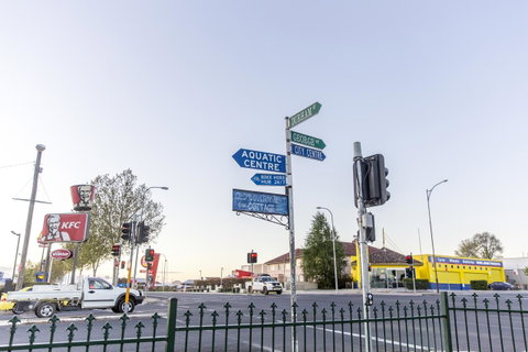 Bathurst Motor Inn - ACT Tourism 36