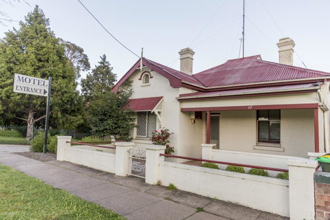 Bathurst Motor Inn - ACT Tourism 30
