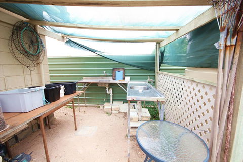 Port Vincent Motel & Apartments - ACT Tourism 23