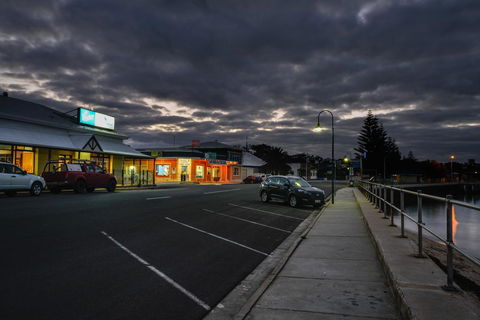 Port Vincent Motel & Apartments - ACT Tourism 43