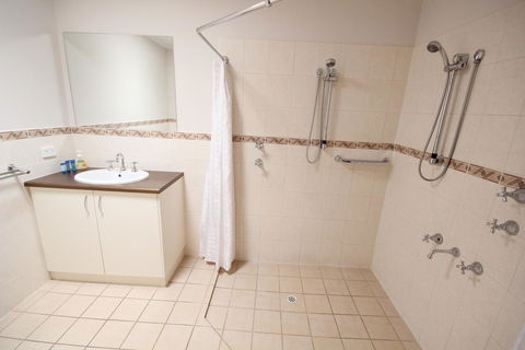 Port Vincent Motel & Apartments - ACT Tourism 3