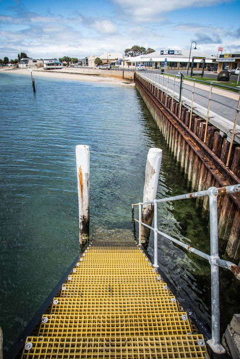 Port Vincent Motel & Apartments - ACT Tourism 40