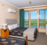 Tailem Bend Riverside Hotel - ACT Tourism