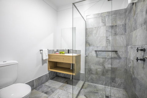 Nightcap At Exeter Hotel - ACT Tourism 21