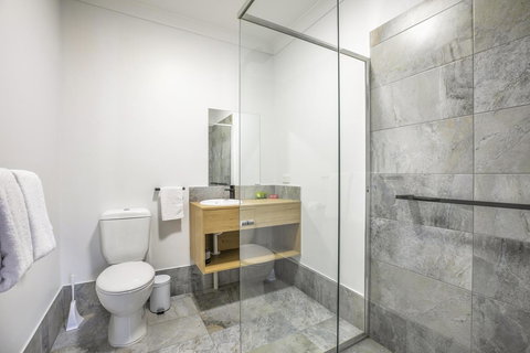 Nightcap At Exeter Hotel - ACT Tourism 23