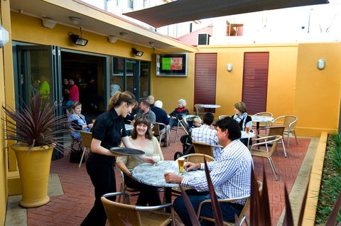 Loxton Community Hotel Motel - ACT Tourism 13