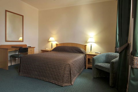 Loxton Community Hotel Motel - ACT Tourism 28