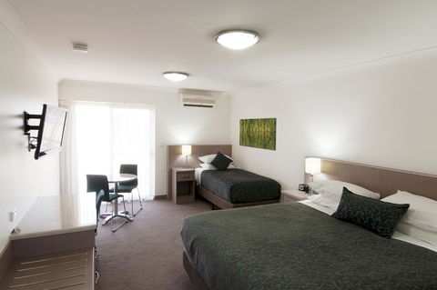 Loxton Community Hotel Motel - ACT Tourism 12