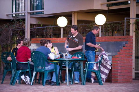 Loxton Community Hotel Motel - ACT Tourism 25