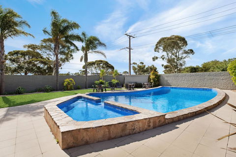 Adelaide Road Motor Lodge - ACT Tourism 29