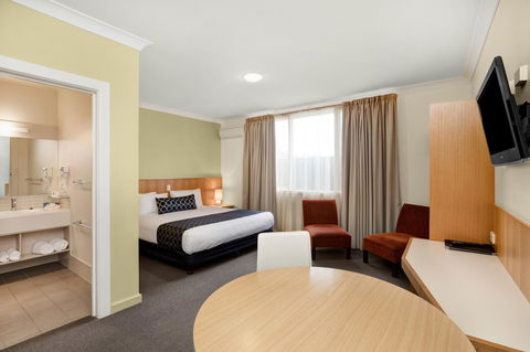 Adelaide Road Motor Lodge - ACT Tourism 13