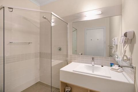 Adelaide Road Motor Lodge - ACT Tourism 4