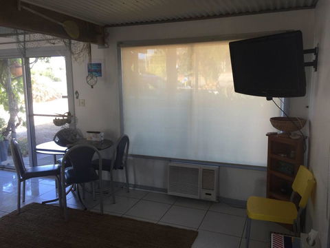 SHAKIN' SHACK - ACT Tourism 12