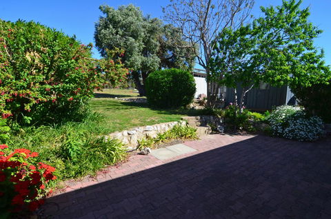 Beachview - ACT Tourism 32