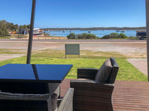 Beachview - ACT Tourism 0