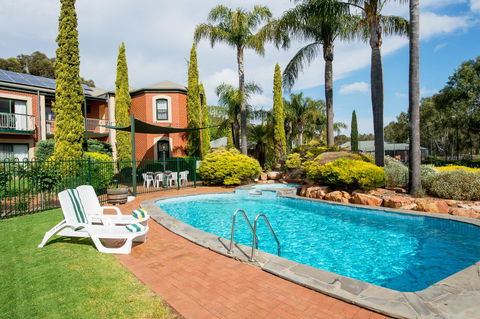 Clare Country Club - ACT Tourism 8