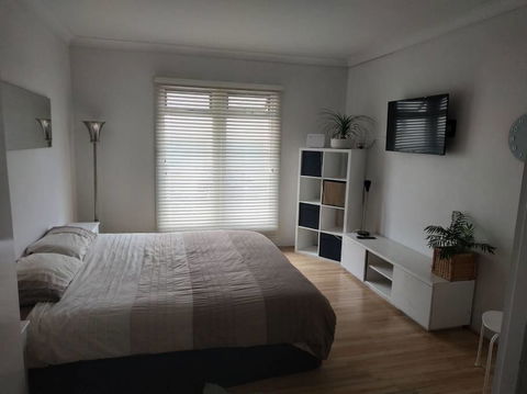 Diamond On Olive - ACT Tourism 3