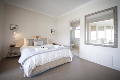 The Bluff Resort Apartments - ACT Tourism 42