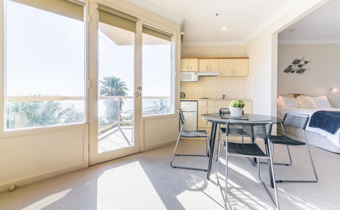 The Bluff Resort Apartments - ACT Tourism 9