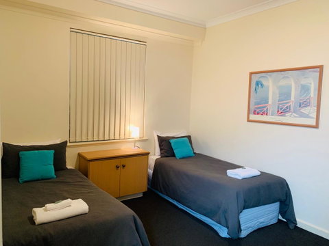 The Bluff Resort Apartments - ACT Tourism 5