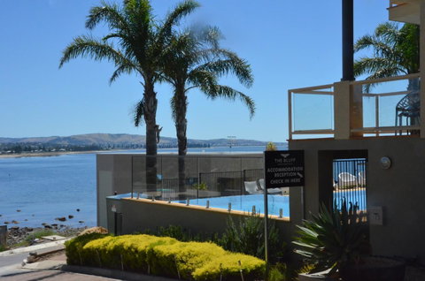 The Bluff Resort Apartments - ACT Tourism 12