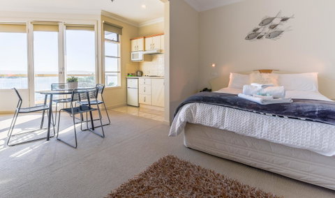 The Bluff Resort Apartments - ACT Tourism 10