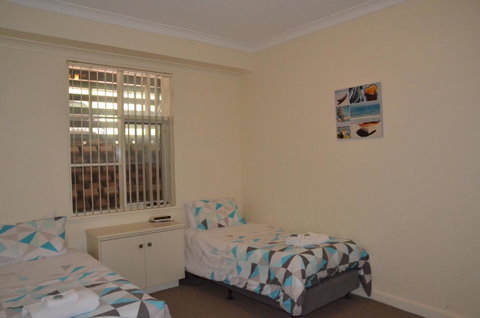 The Bluff Resort Apartments - ACT Tourism 18