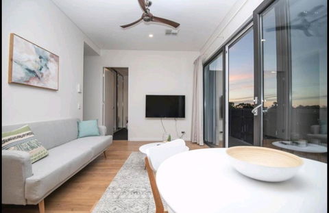 Wisteria Apartments - ACT Tourism 2