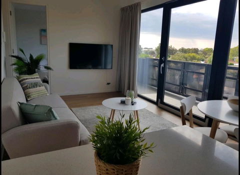 Wisteria Apartments - ACT Tourism 4