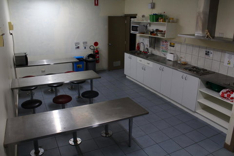 My Place & Adelaide Backpackers Hostel - ACT Tourism 39