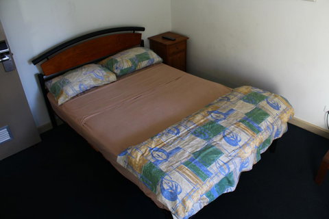 My Place & Adelaide Backpackers Hostel - ACT Tourism 7