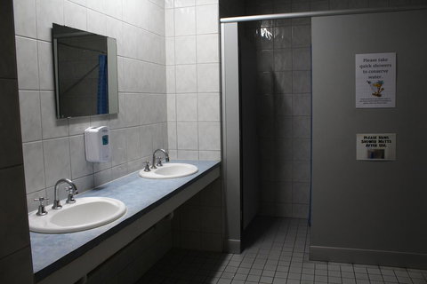 My Place & Adelaide Backpackers Hostel - ACT Tourism 43