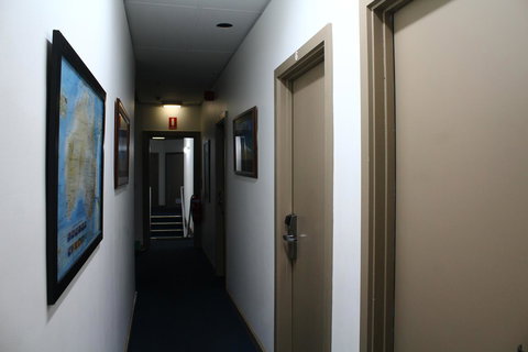 My Place & Adelaide Backpackers Hostel - ACT Tourism 19