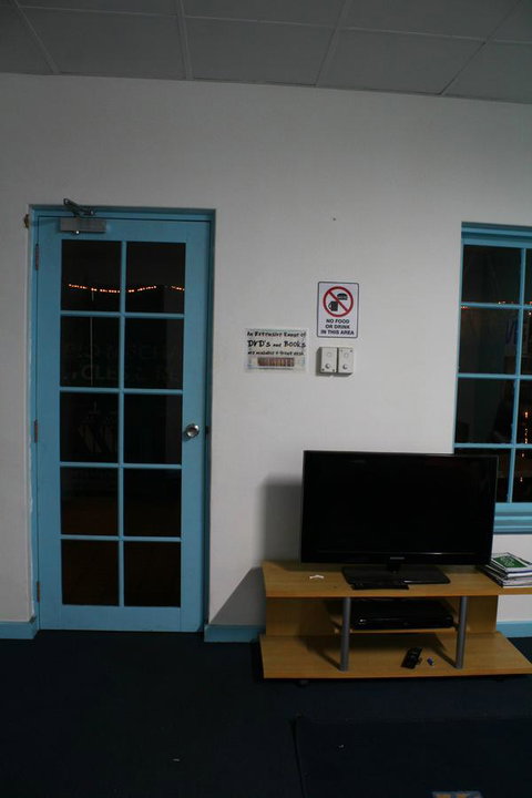 My Place & Adelaide Backpackers Hostel - ACT Tourism 27