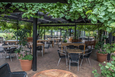 Mick O\'Sheas - ACT Tourism 38