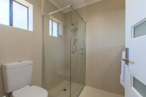 Mick O\'Sheas - ACT Tourism 24