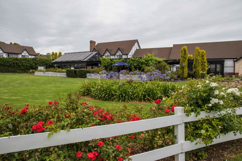 Mick O\'Sheas - ACT Tourism 31