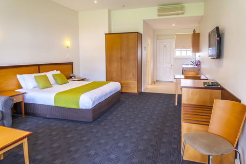 Serafino McLaren Vale - ACT Tourism 1